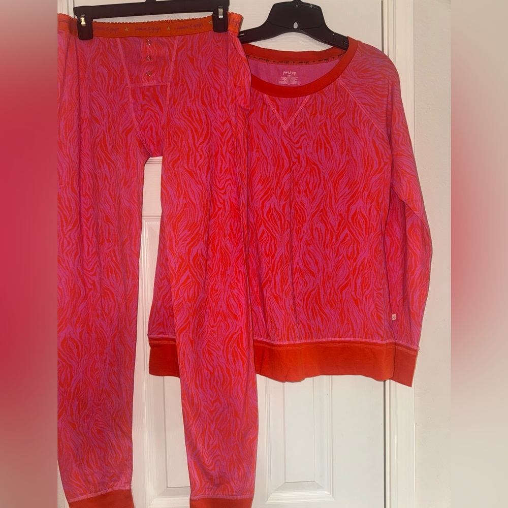 NWOT Jasmine & Ginger Vibrant Pink and Red Pajama Set